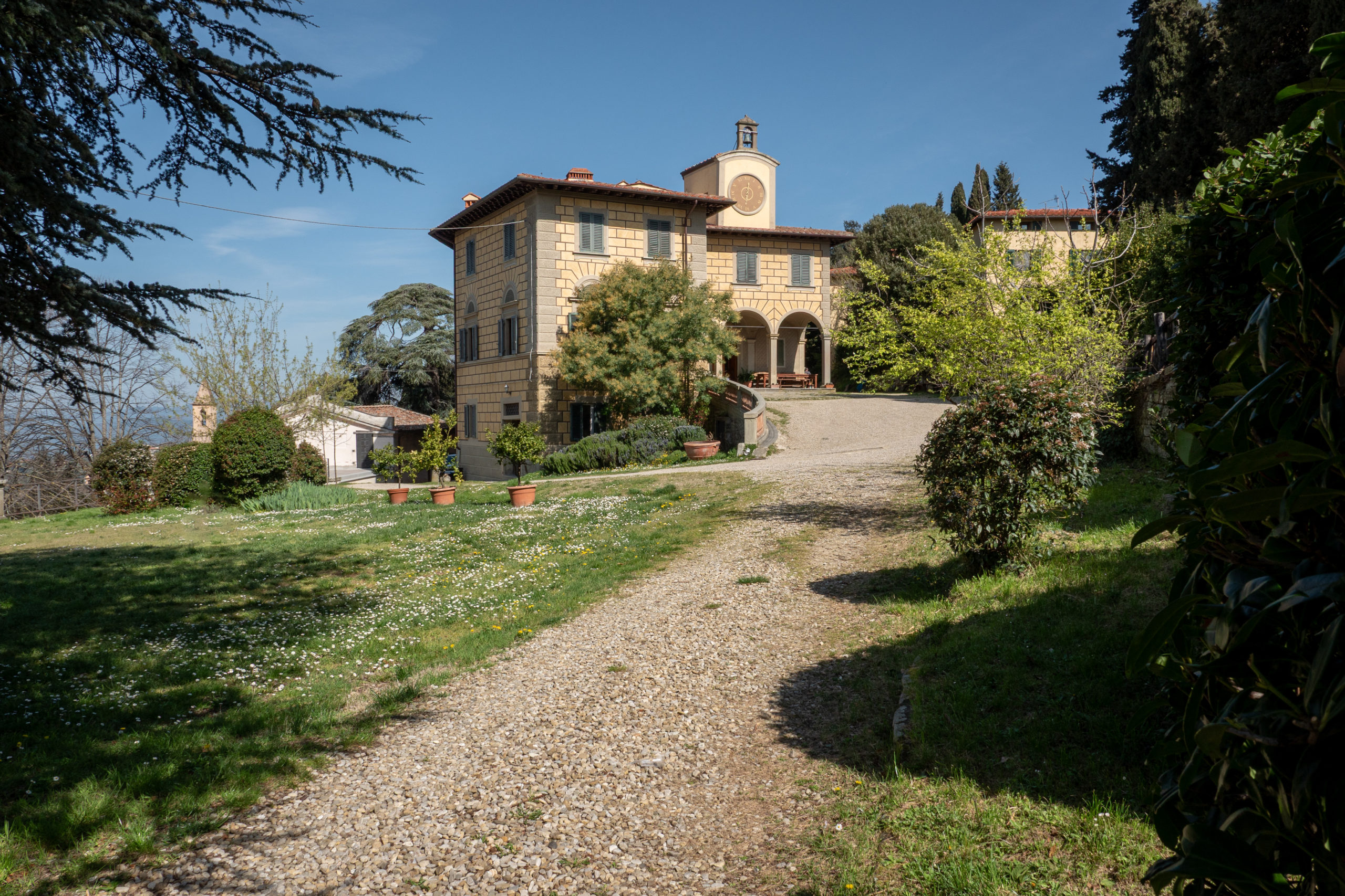 casa cares toscana