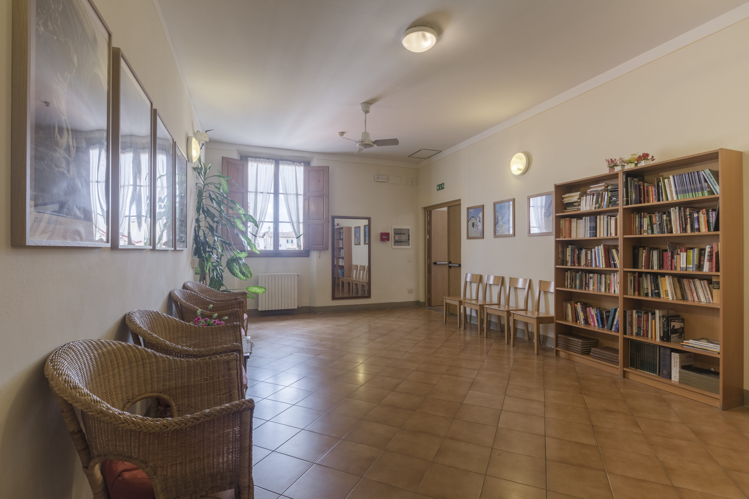 Servizi Wi-Fi e deposito bagagli nella Foresteria Valdese nel centro di Firenze