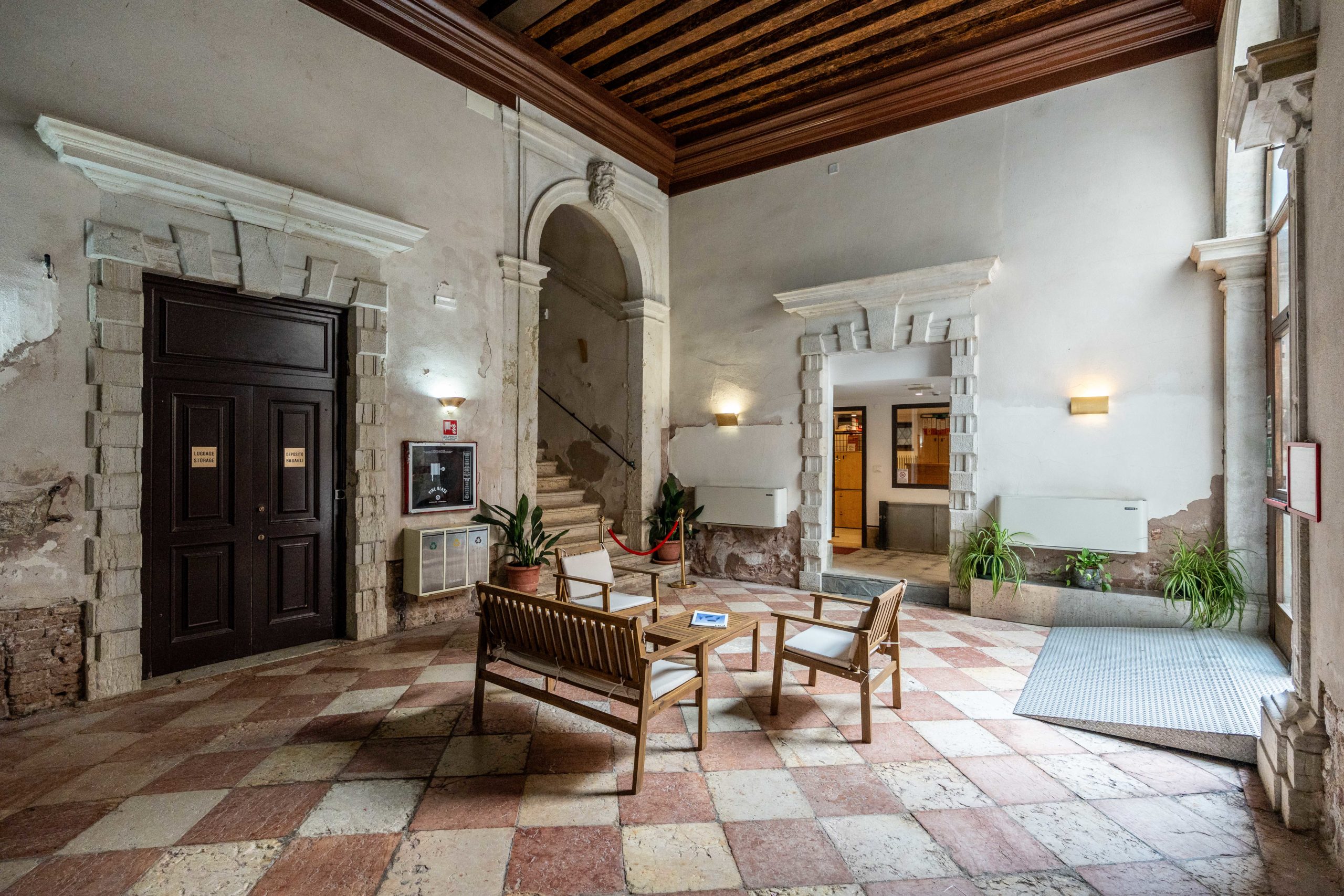 Spazi comuni della Foresteria Valdese di Venezia nel Palazzo Cavagnis