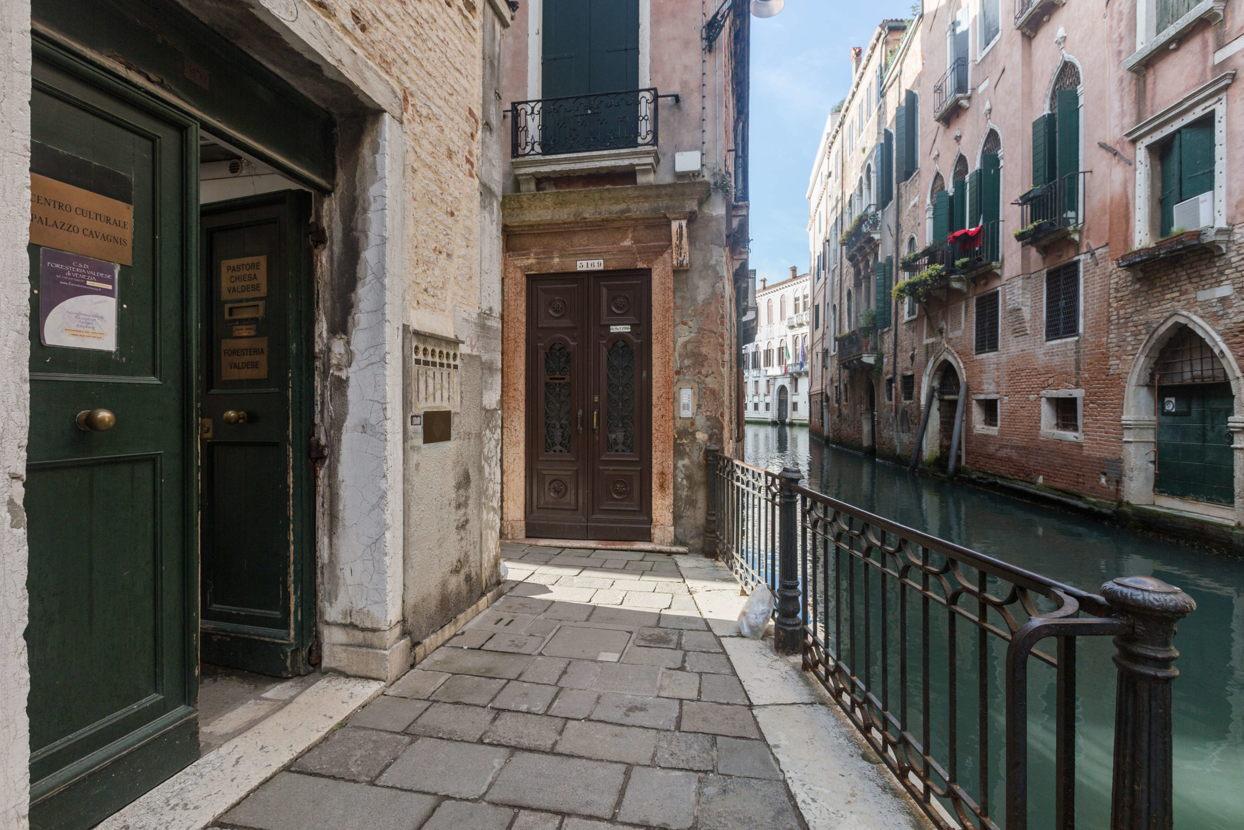Accoglienza degli ospiti nella Foresteria Valdese di Venezia